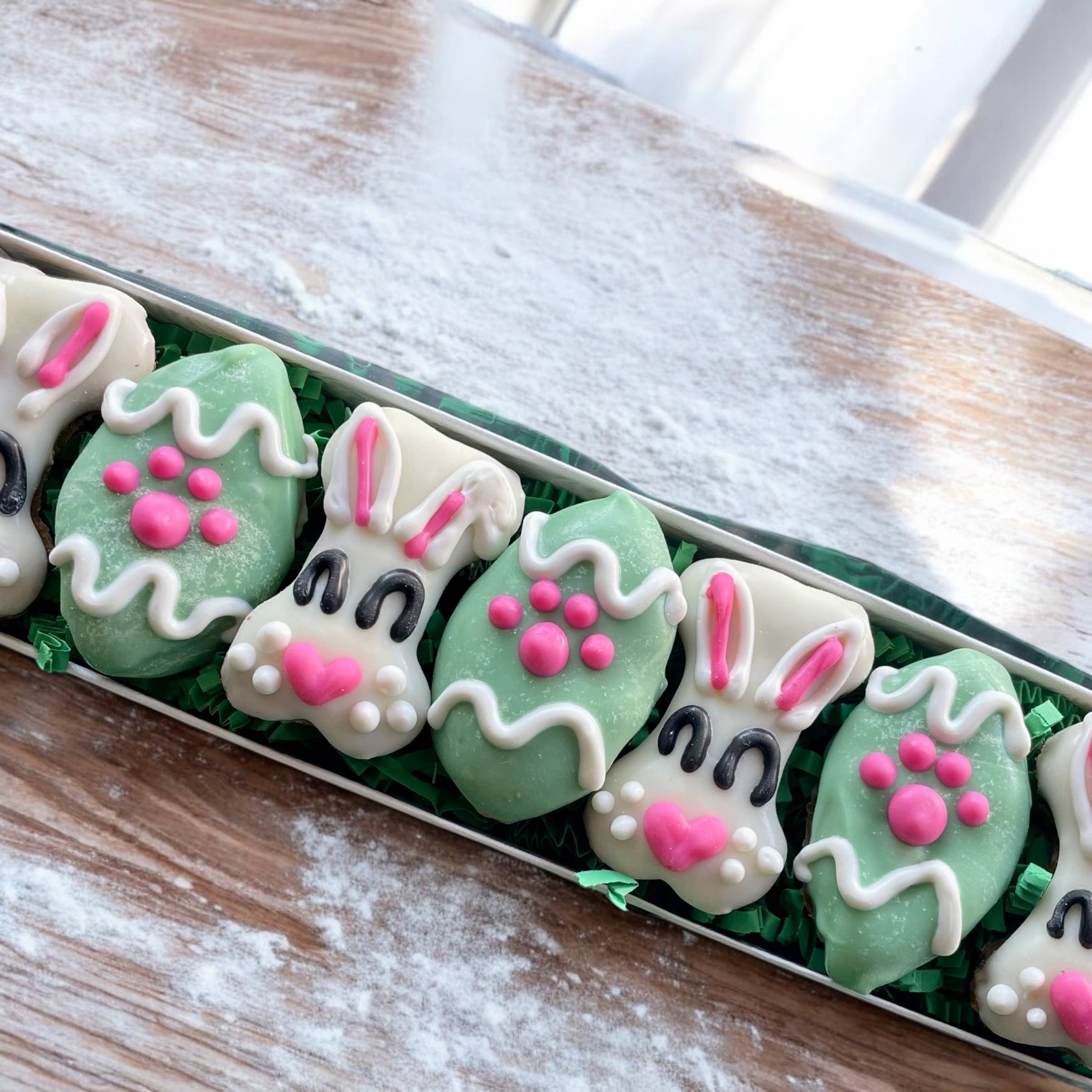 GIFT BOX Peter Cottontail Easter Mini bones dog treat