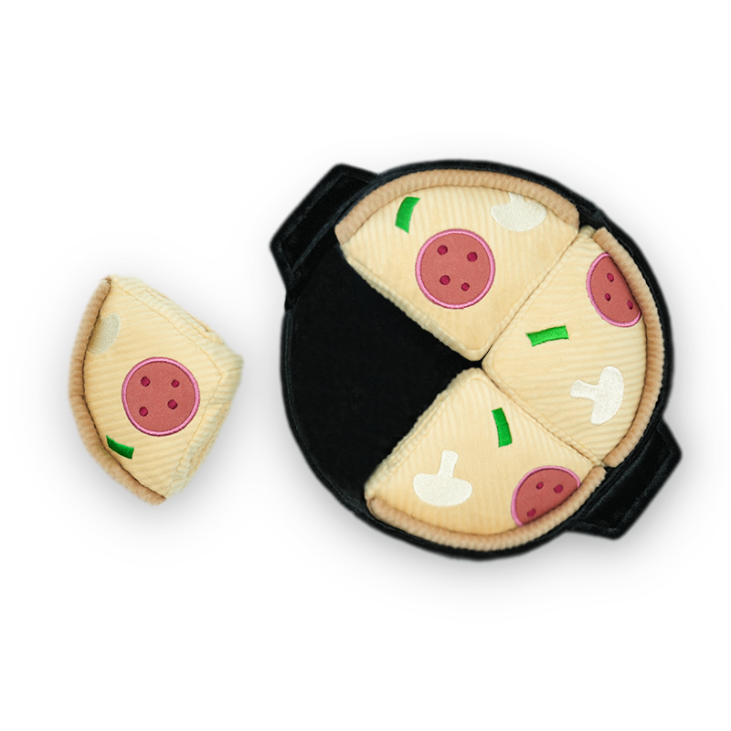 DEEP DISH PIZZA//ENRICHMENT DOG TOY